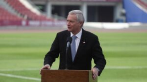 Tras promulgación de ley SADP: Presidente Kast apunta a trabajar con "grandes clubes" para que tengan su estadio propio