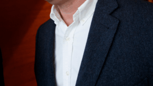 Diputado DC propone crear un “Registro de Vándalos de Cuello y Corbata” para condenados por delitos económicos