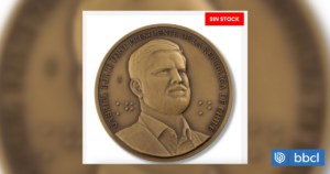 Nuevamente "sin stock": Medallas de Boric vuelven a agotarse en Casa de Moneda pese a alza de precio