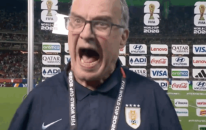 "¡Dale de una vez!": registran fuerte enojo de Marcelo Bielsa tras quedar eliminado del Mundial 2026 con Uruguay
