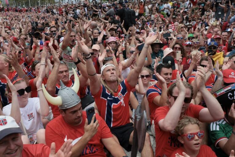 Mundial 2026: Ruge el "remo vikingo" de los hinchas de Noruega en la previa del duelo ante Inglaterra