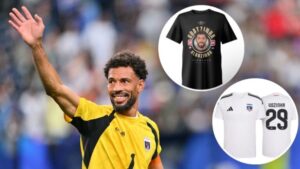Fiebre por Vozinha: Colo Colo presenta la colección oficial de camisetas del arquero