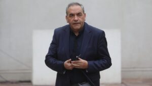 Tribunal Supremo del PS suspende “preventivamente” militancia de Fidel Espinoza en medio de caso por presunta VIF