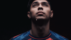 La nueva vida de Darío Osorio en Inglaterra: Su madre cuenta cómo mantiene el vínculo con Hijuelas