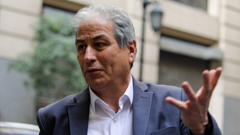 Presidente del Colegio de Profesores critica el inglés de Kast en la ONU