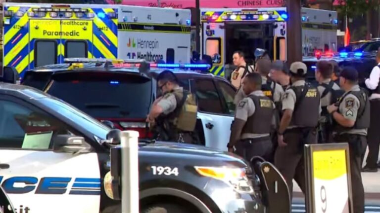 Tiroteo en el centro de Minneapolis deja un fallecido y varios heridos, entre ellos dos policías