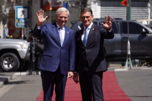 Chile y Bolivia impulsan corredor de fibra óptica para conectar el Pacífico con el Atlántico
